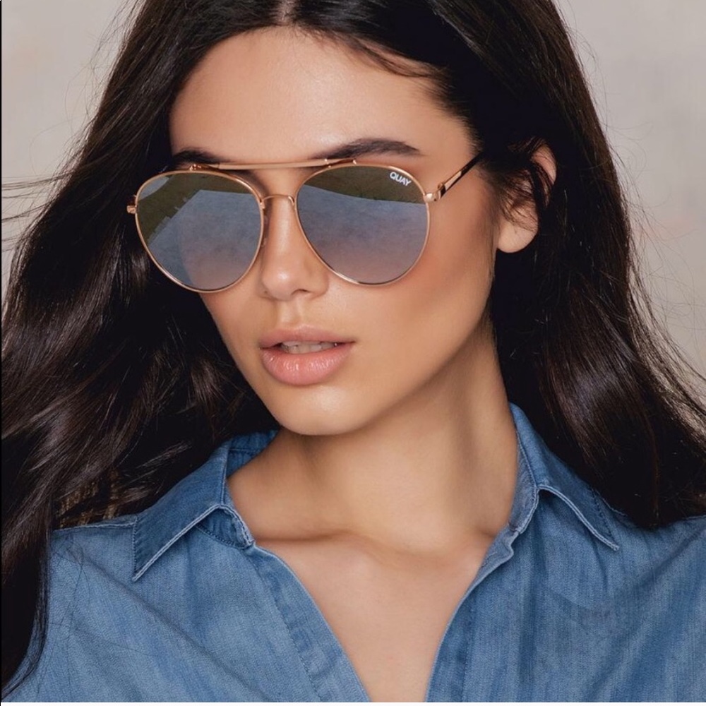 QUAY. Lickety split brown/ gold